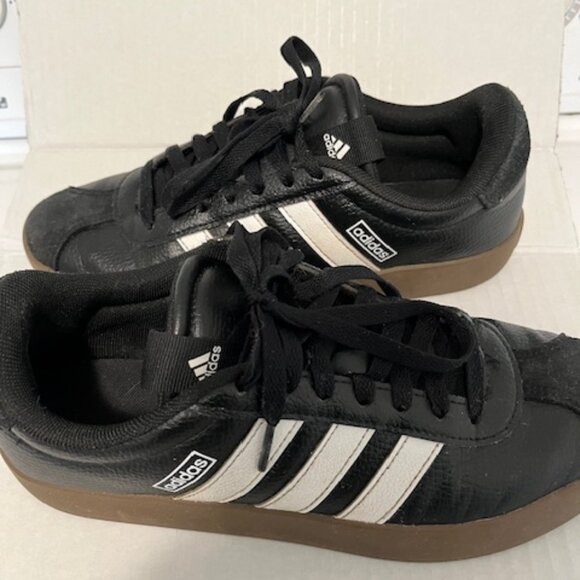 Adidas Women’s VL court 3.0 sneakers. - Picture 1 of 4